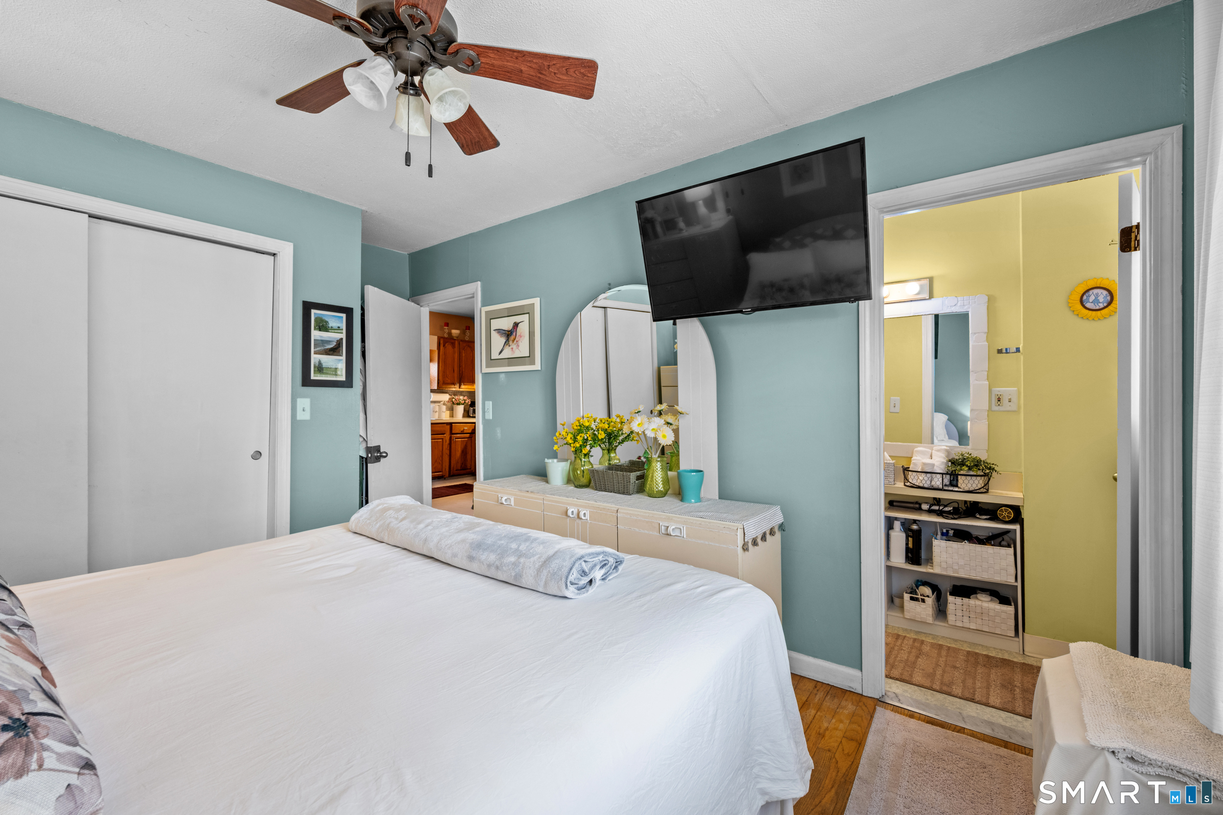 58 Vivian Street Waterford CT 06385
