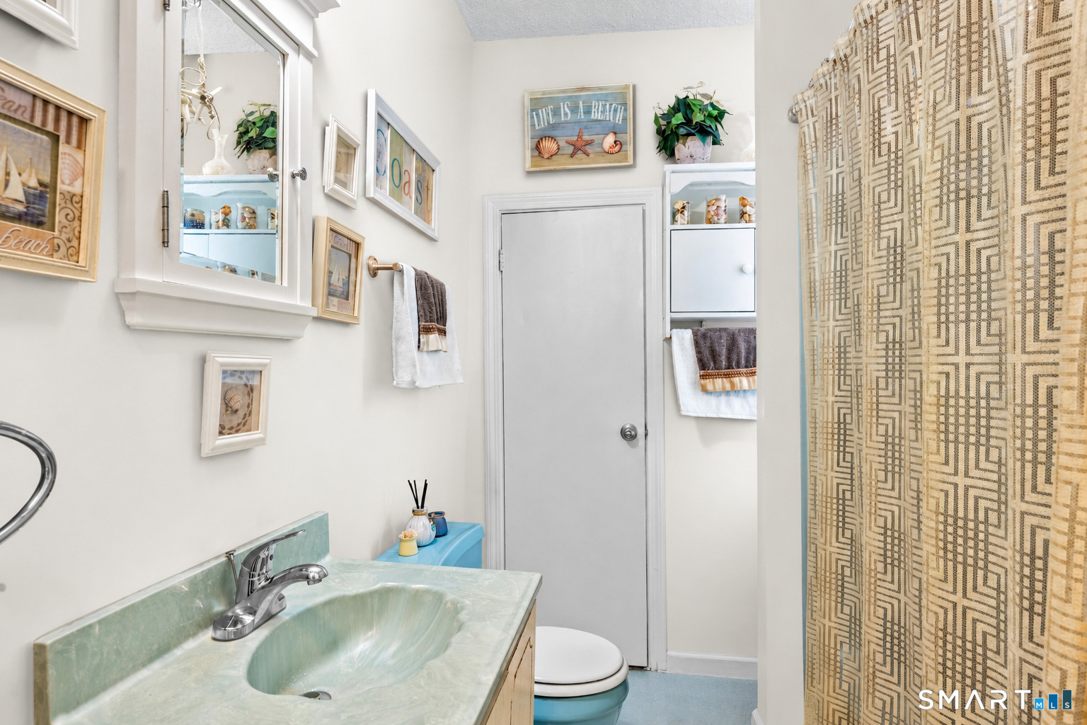 58 Vivian Street Waterford CT 06385