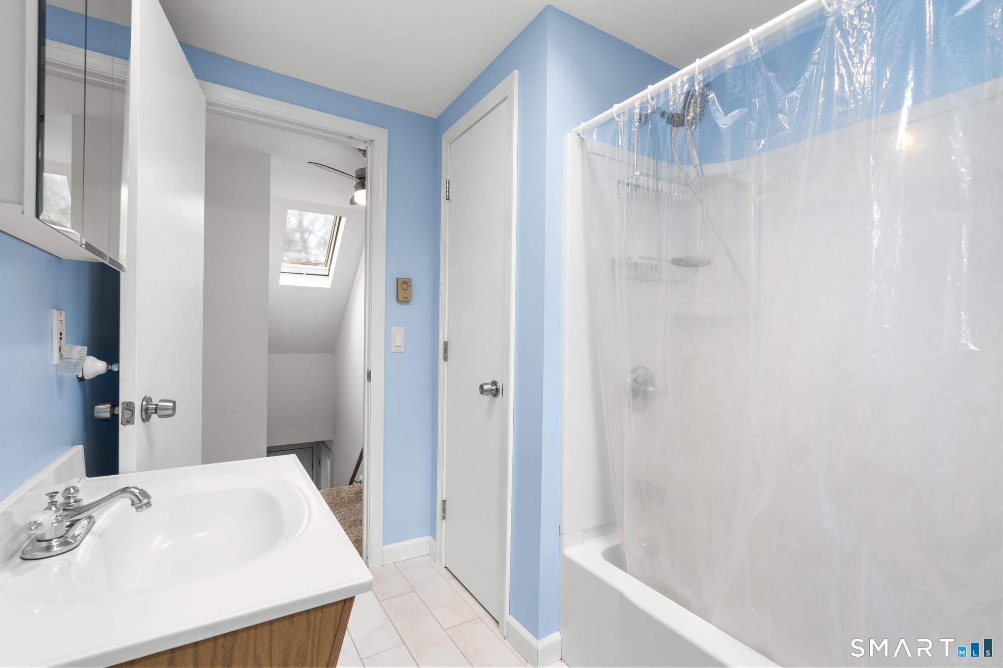 537 George Washington Road Enfield CT 06082