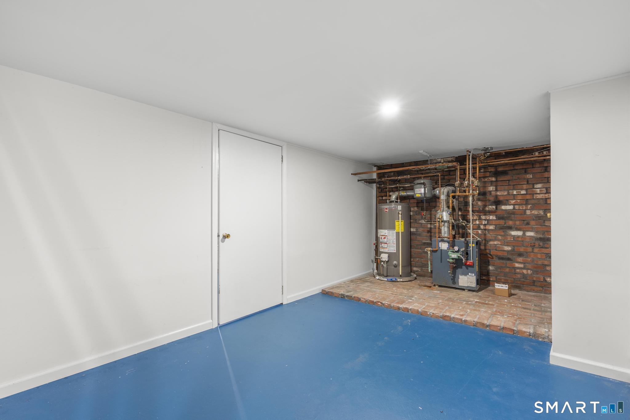 537 George Washington Road Enfield CT 06082
