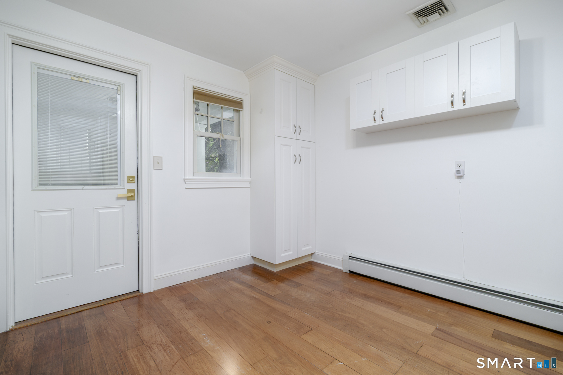 271 Jeniford Road Fairfield CT 06824
