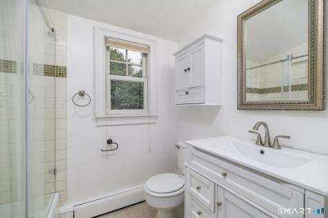 271 Jeniford Road Fairfield CT 06824