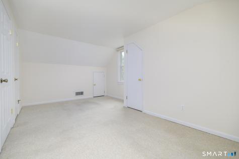 271 Jeniford Road Fairfield CT 06824