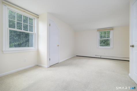 271 Jeniford Road Fairfield CT 06824