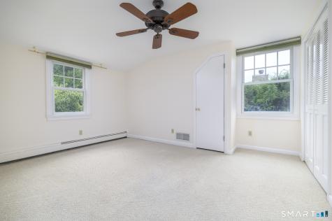 271 Jeniford Road Fairfield CT 06824
