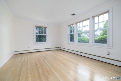 271 Jeniford Road Fairfield CT 06824
