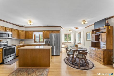 45 Michael Lane Naugatuck CT 06770