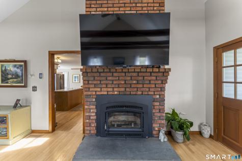 45 Michael Lane Naugatuck CT 06770