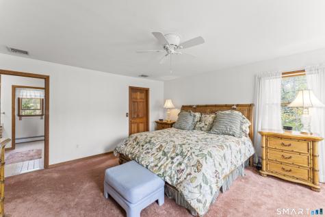 45 Michael Lane Naugatuck CT 06770