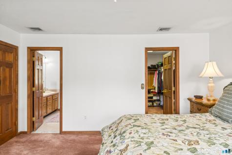 45 Michael Lane Naugatuck CT 06770