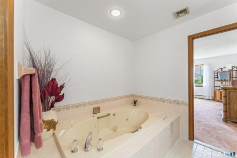 45 Michael Lane Naugatuck CT 06770