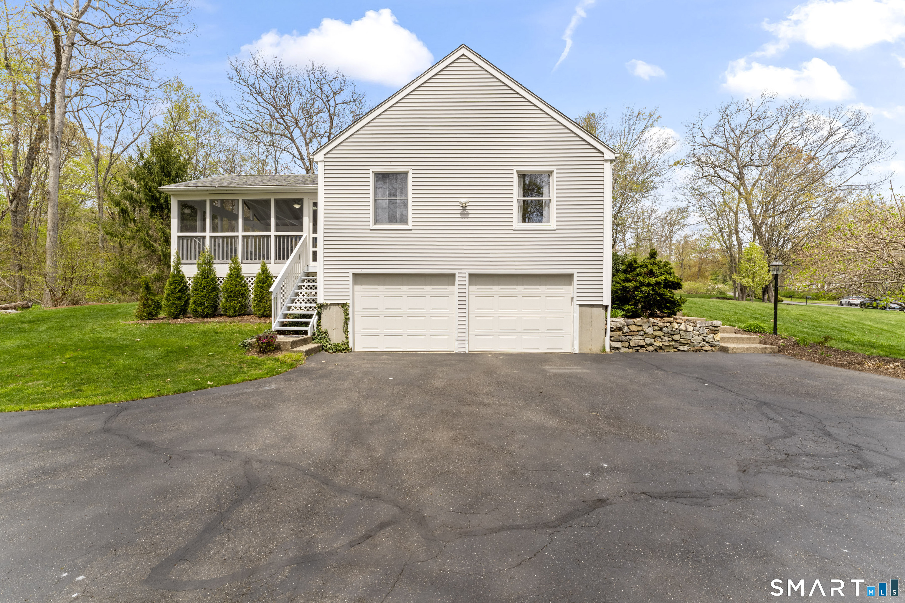 45 Michael Lane Naugatuck CT 06770