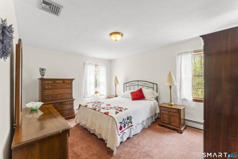 45 Michael Lane Naugatuck CT 06770
