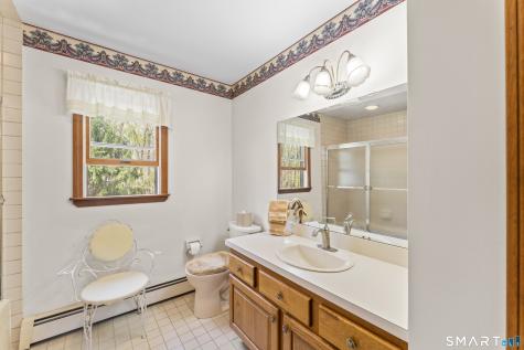 45 Michael Lane Naugatuck CT 06770