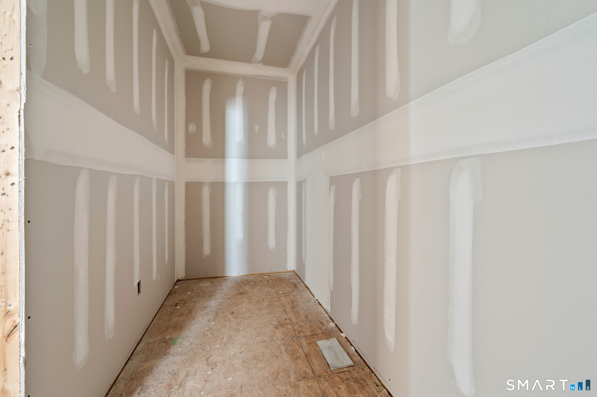 300 Gardner Street Manchester CT 06040