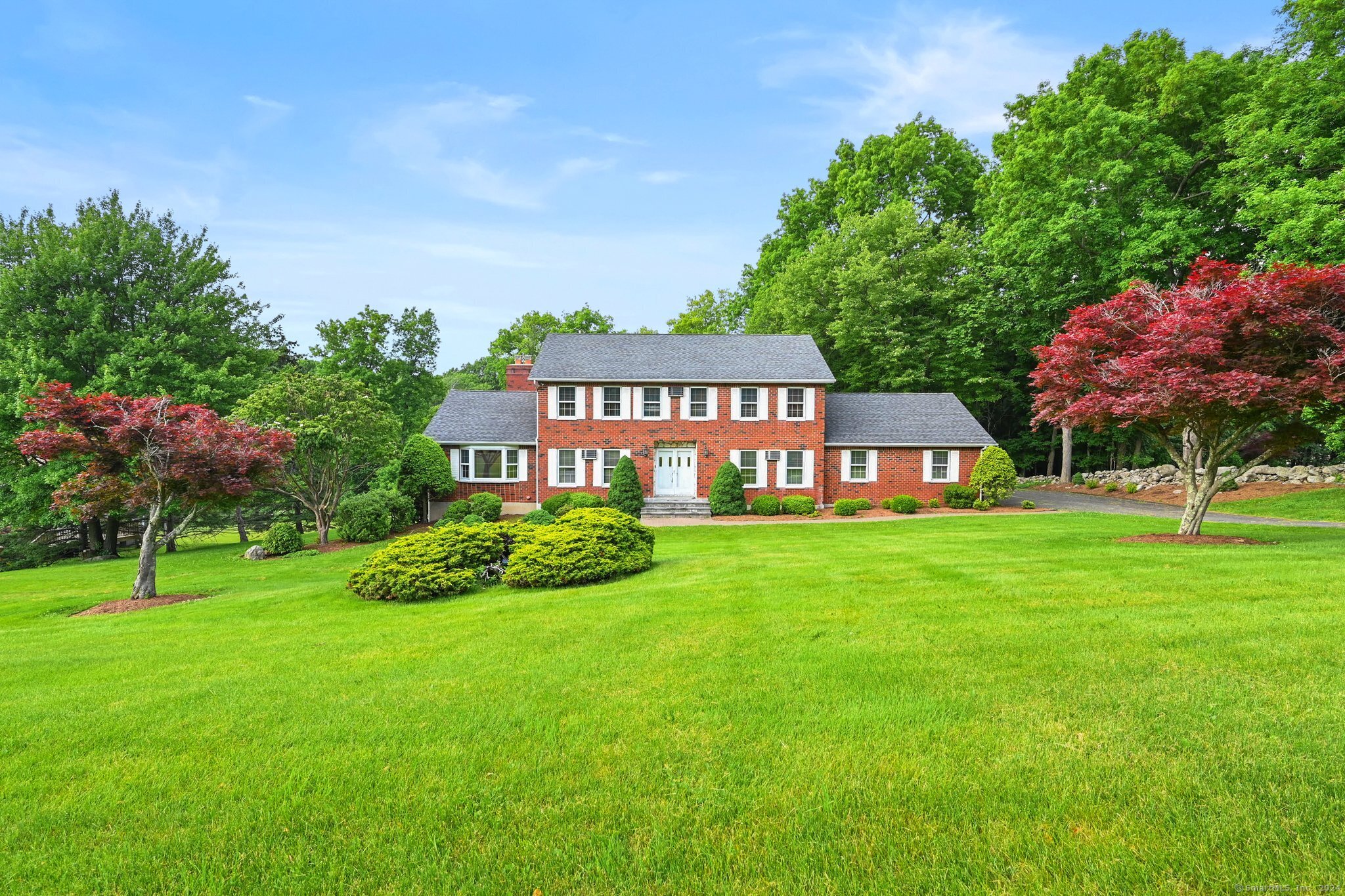 9 Carriage Lane New Fairfield CT 06812
