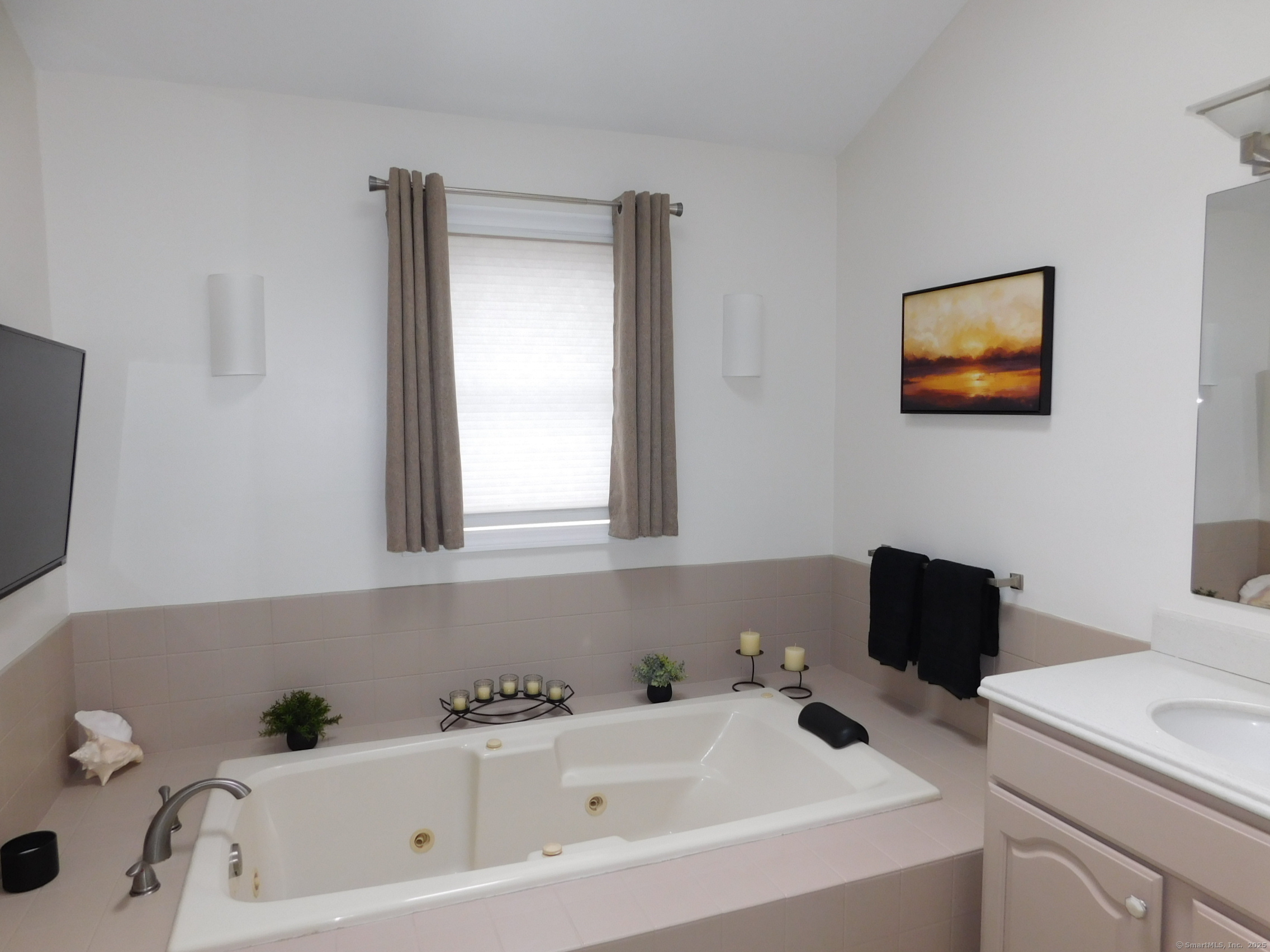 51 1ST Avenue East Haven CT 06512