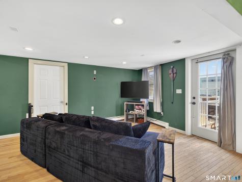 13 Oak Street Groton CT 06340