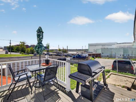 13 Oak Street Groton CT 06340