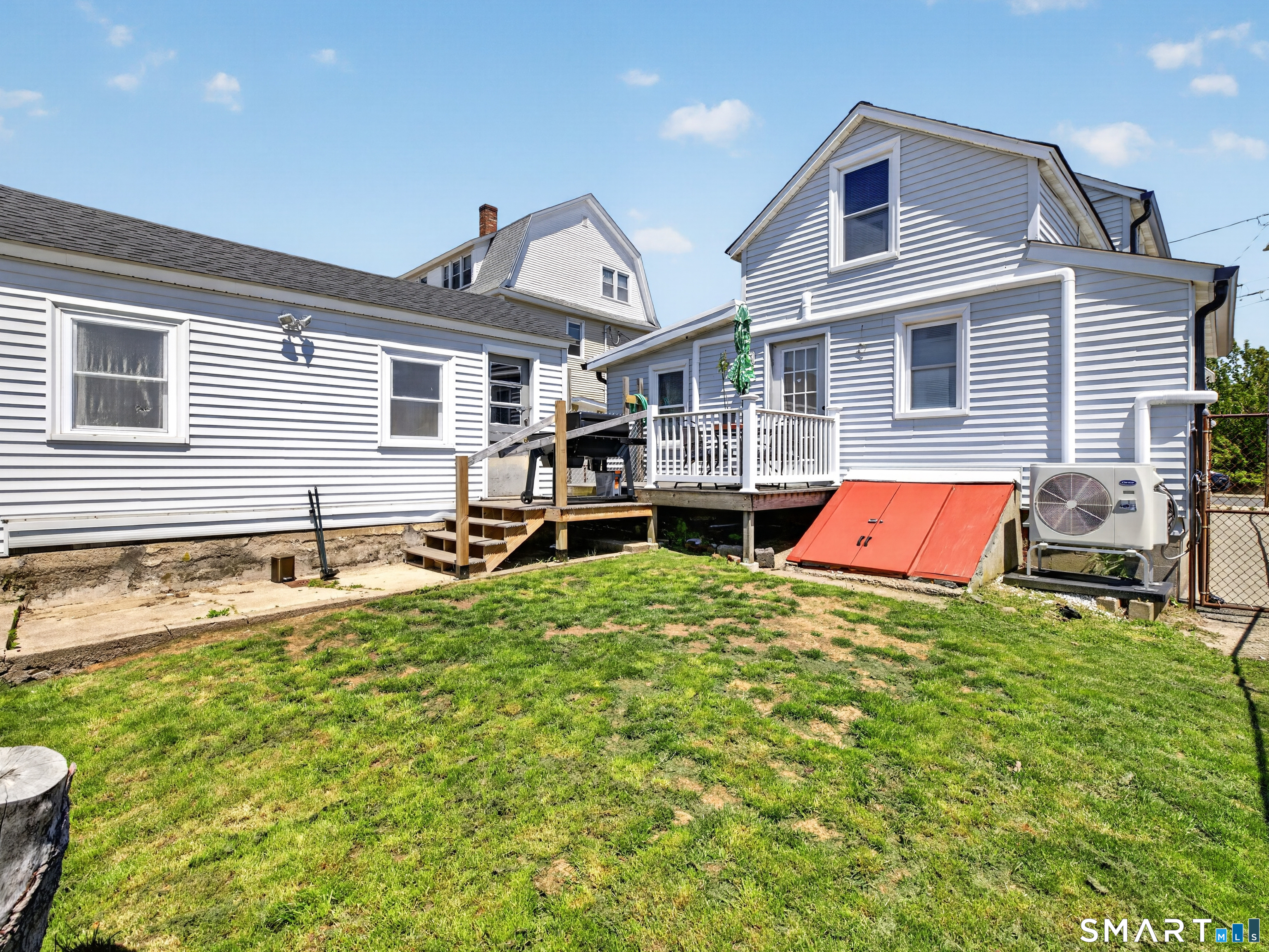 13 Oak Street Groton CT 06340