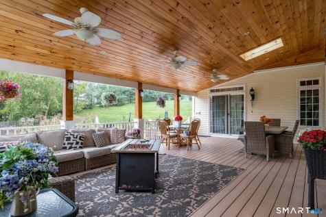 9 Pierpont Court North Haven CT 06473