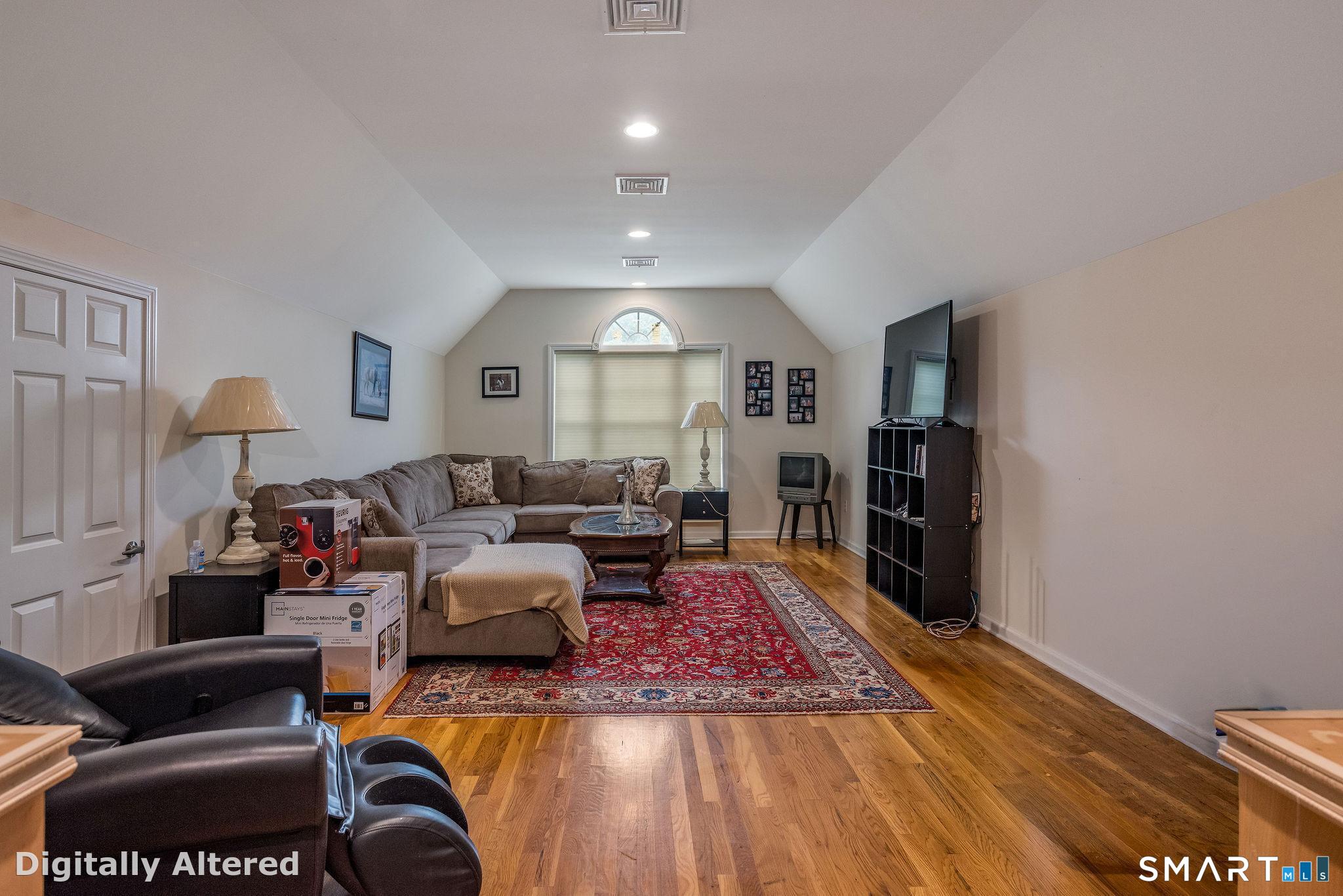 9 Pierpont Court North Haven CT 06473