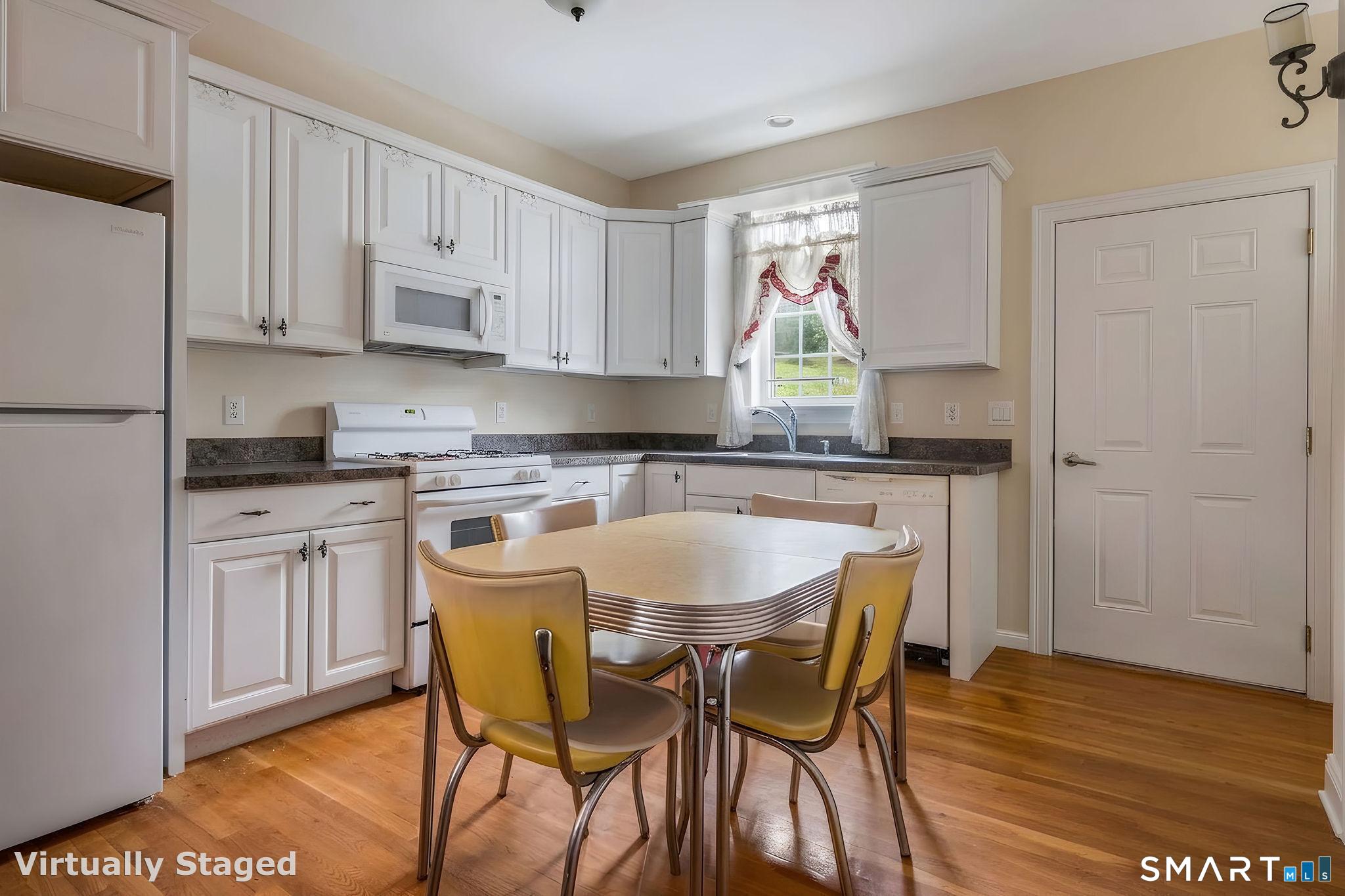 9 Pierpont Court North Haven CT 06473