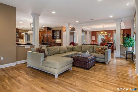 9 Pierpont Court North Haven CT 06473