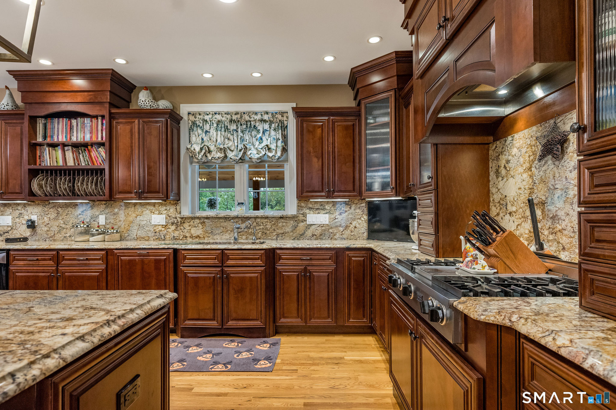 9 Pierpont Court North Haven CT 06473