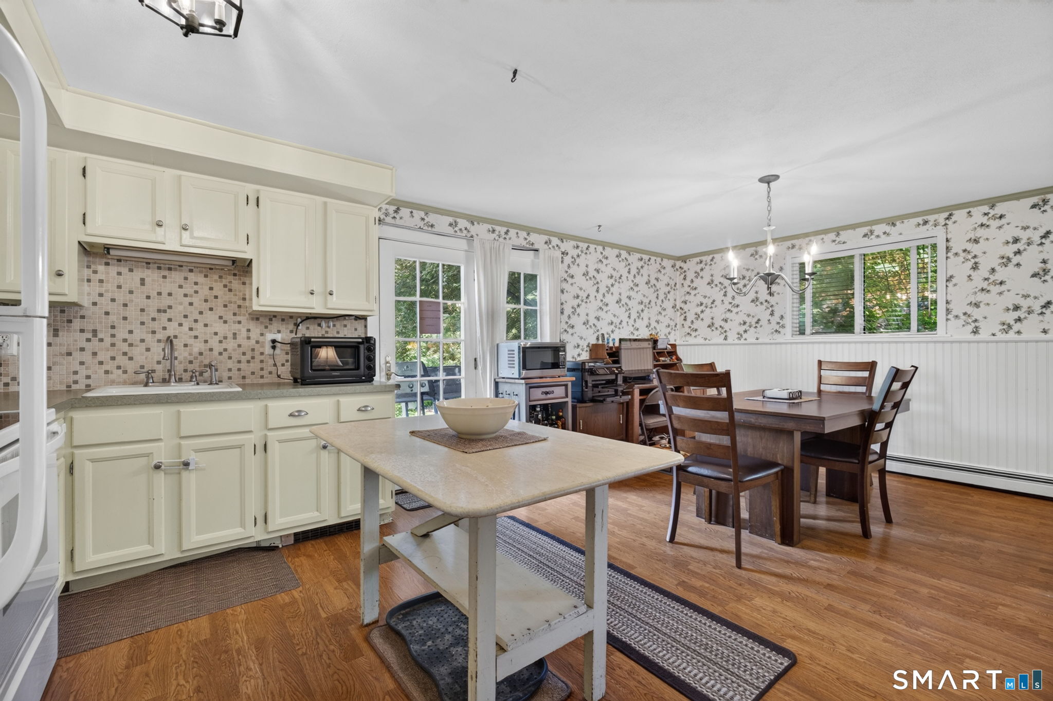 14 Whippoorwill Hill Road Newtown CT 06470