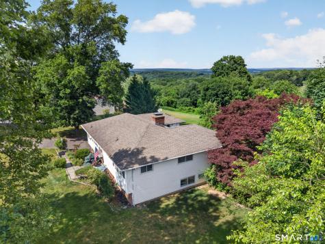 14 Whippoorwill Hill Road Newtown CT 06470