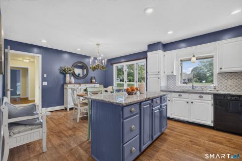 14 Whippoorwill Hill Road Newtown CT 06470