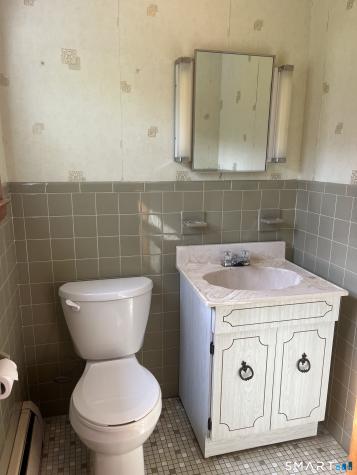 14 Condon Drive Ansonia CT 06401