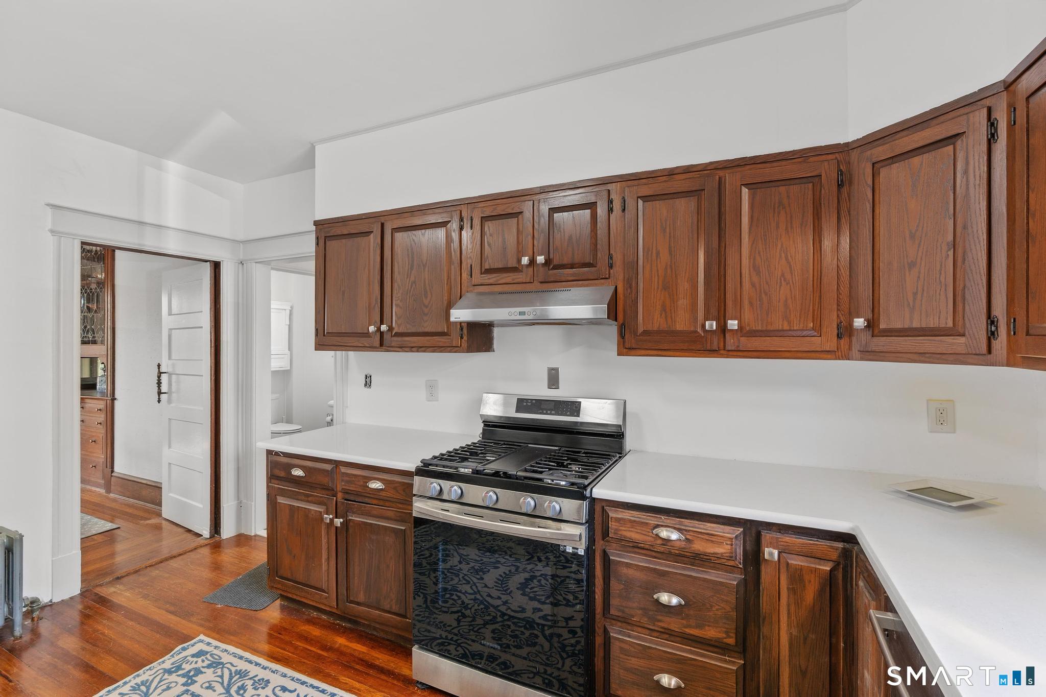 79 North Main Street West Hartford CT 06107