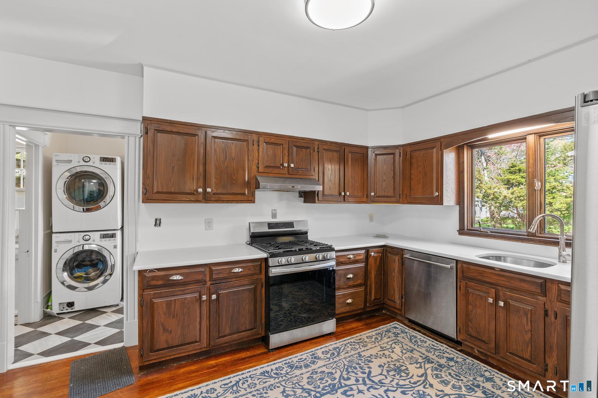 79 North Main Street West Hartford CT 06107