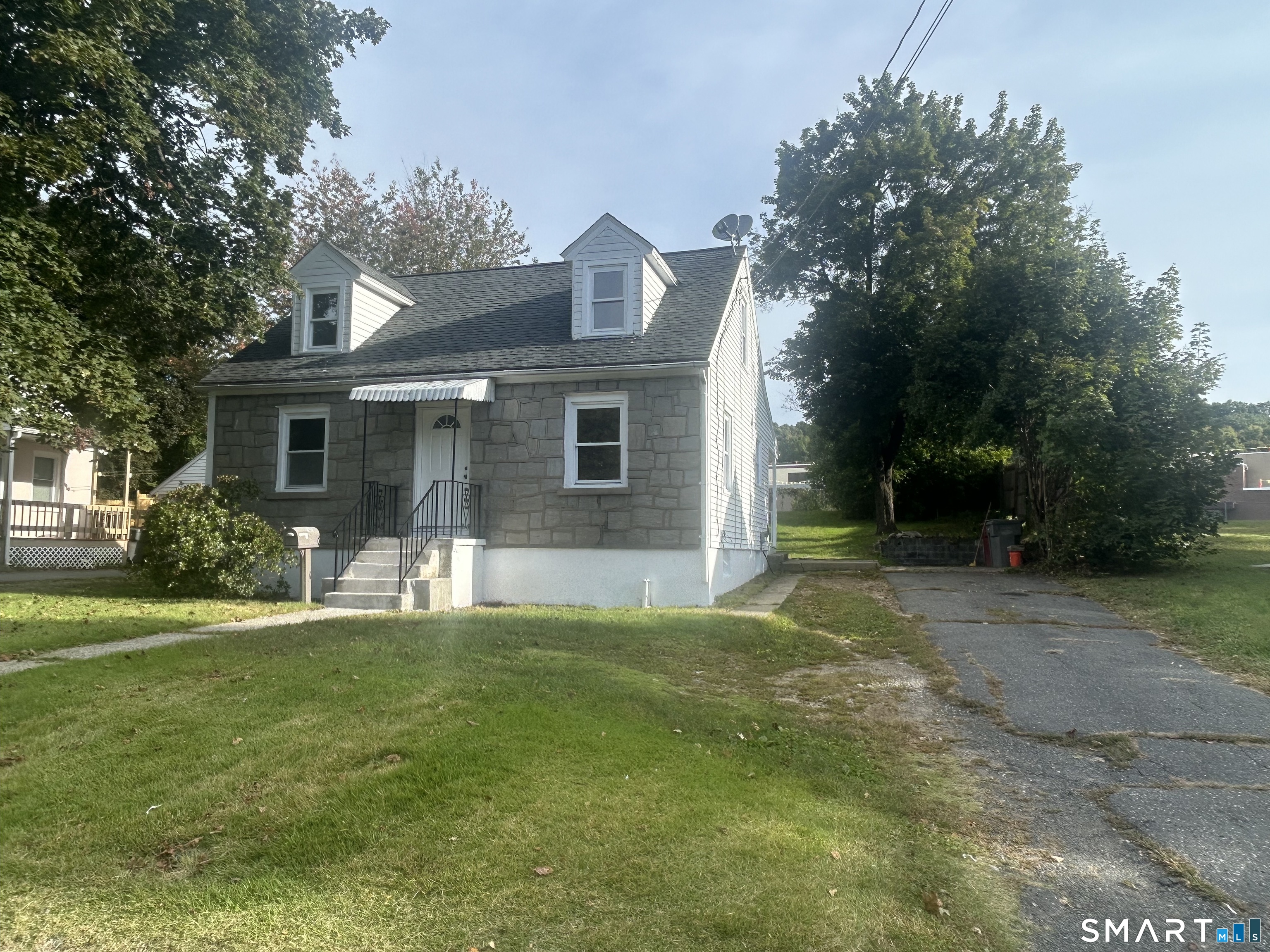 521 Rubber Avenue Naugatuck CT 06770
