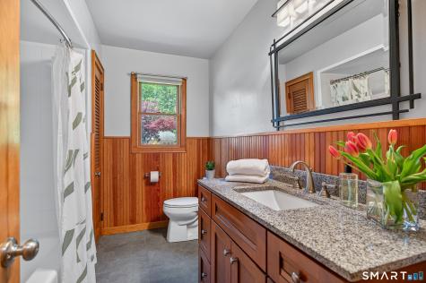13 Valley Stream Drive Danbury CT 06811
