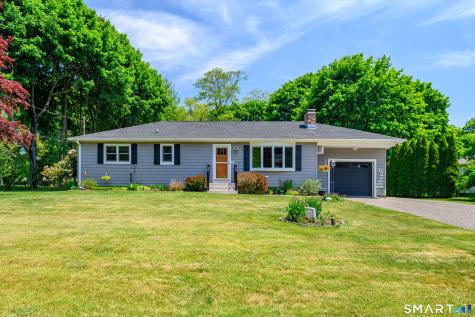 13 Valley Stream Drive Danbury CT 06811