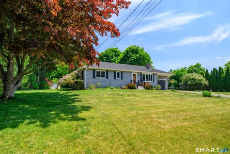 13 Valley Stream Drive Danbury CT 06811