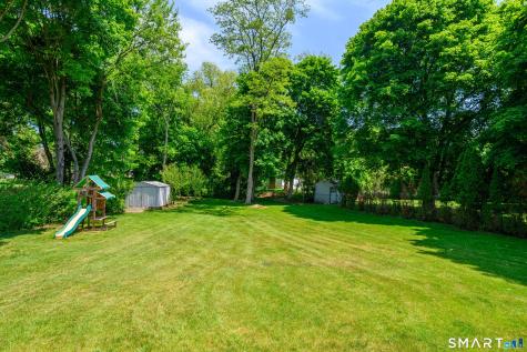 13 Valley Stream Drive Danbury CT 06811