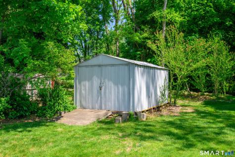 13 Valley Stream Drive Danbury CT 06811