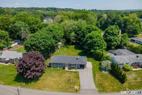 13 Valley Stream Drive Danbury CT 06811