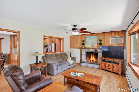 13 Valley Stream Drive Danbury CT 06811