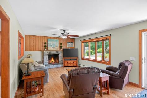 13 Valley Stream Drive Danbury CT 06811