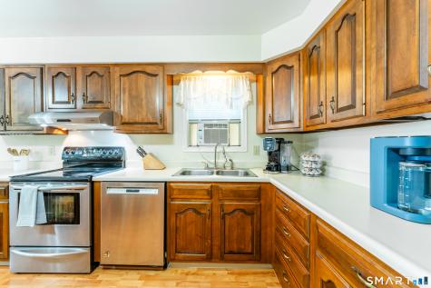 476 Noank Ledyard Road Groton CT 06355