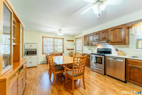 476 Noank Ledyard Road Groton CT 06355