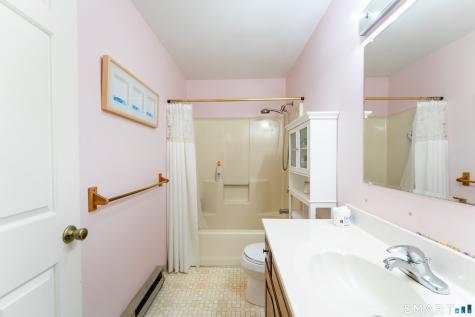 476 Noank Ledyard Road Groton CT 06355