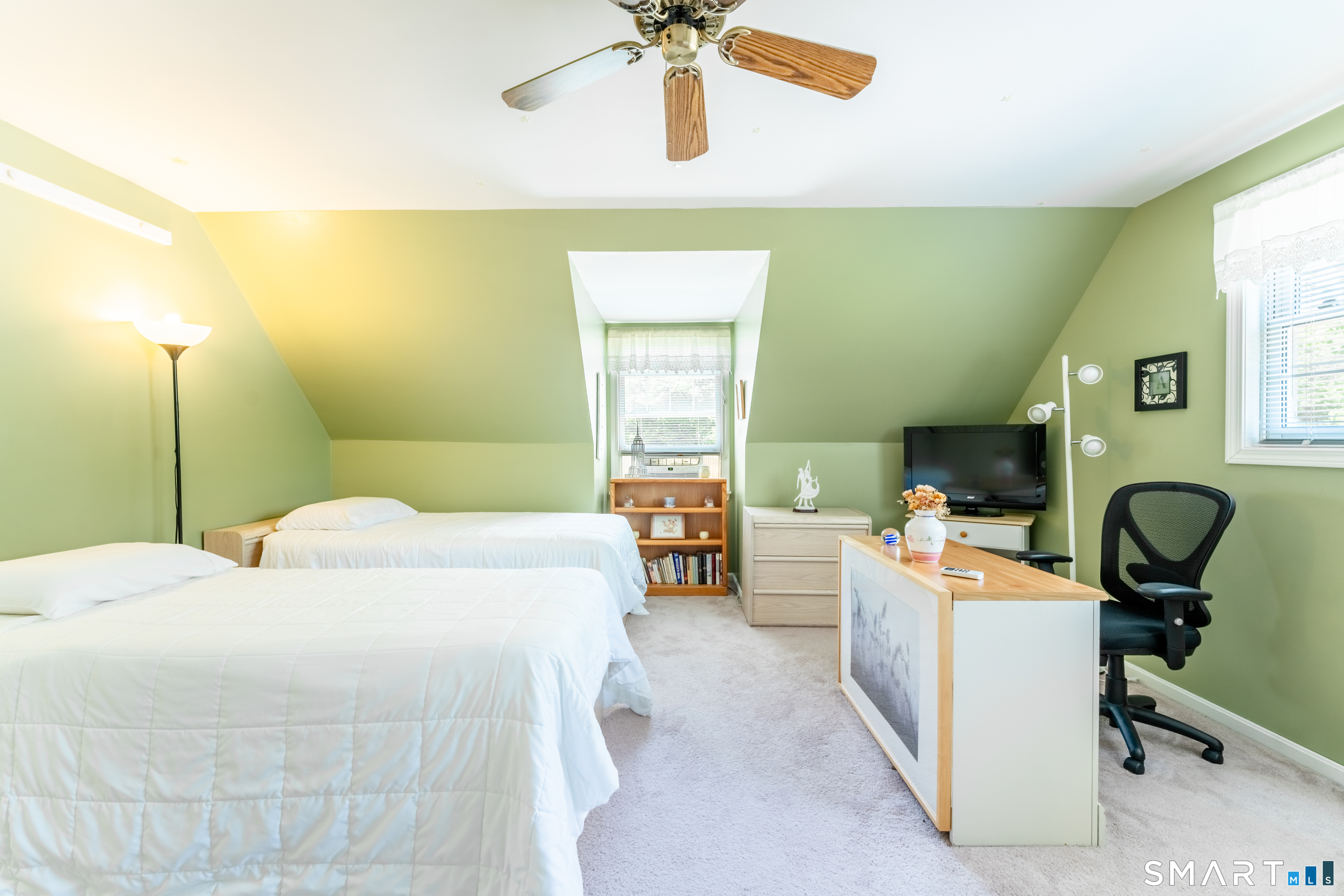 476 Noank Ledyard Road Groton CT 06355