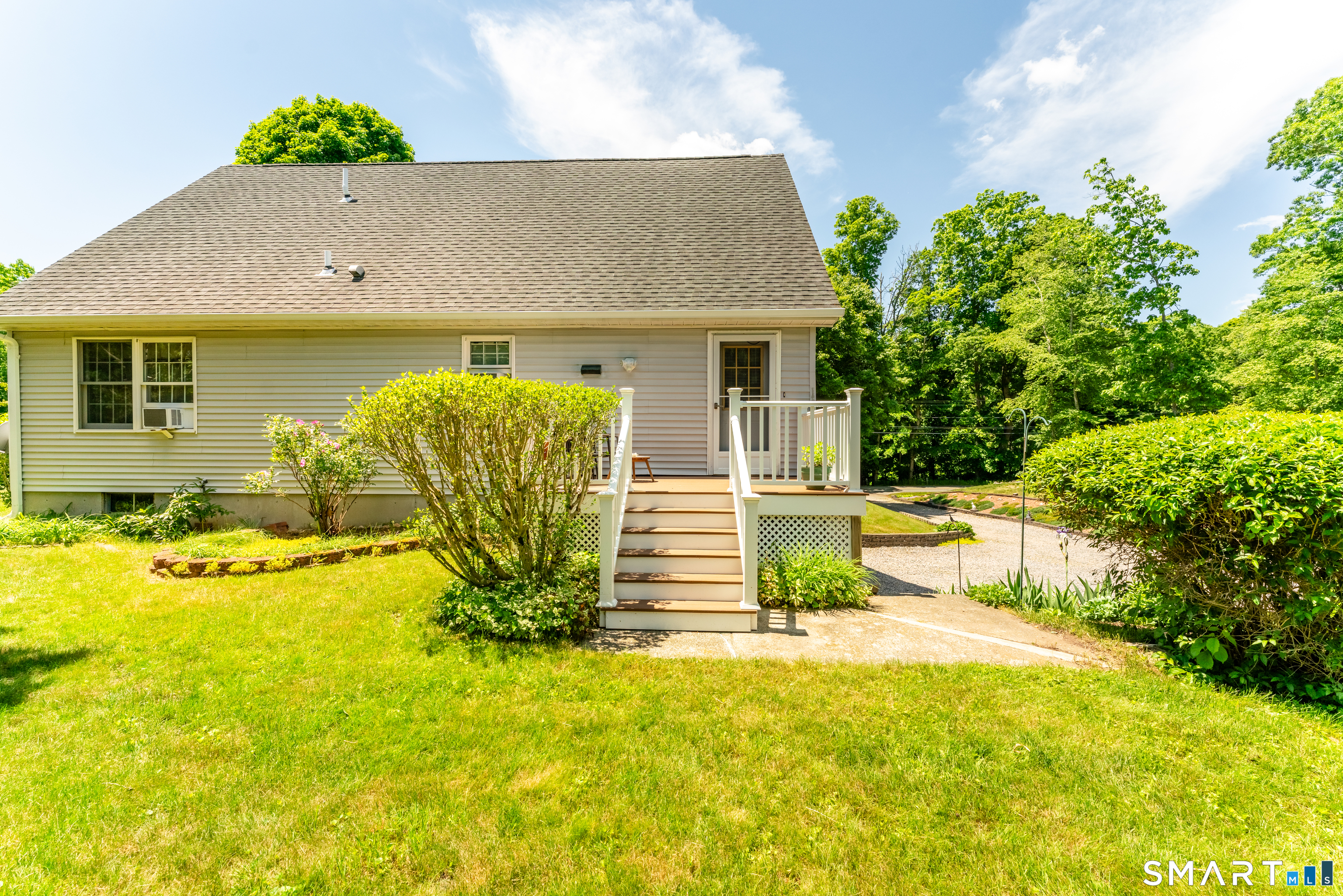 476 Noank Ledyard Road Groton CT 06355
