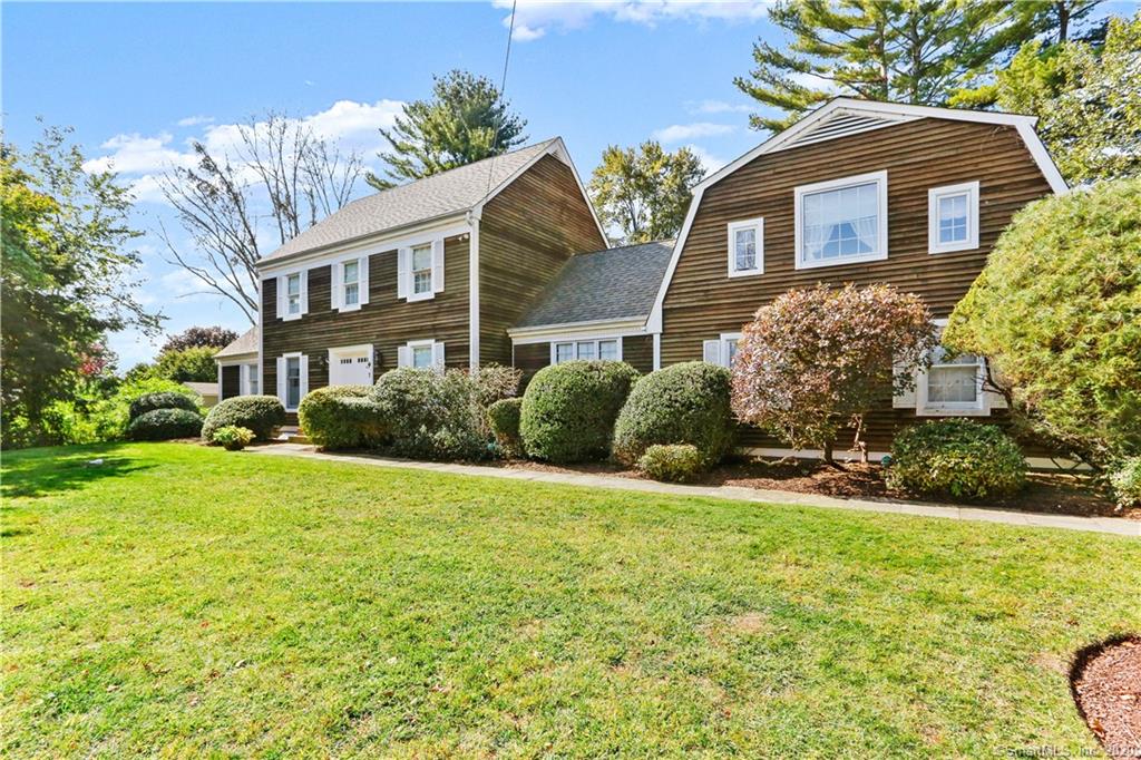 7 Fairchild Circle Trumbull CT 06611